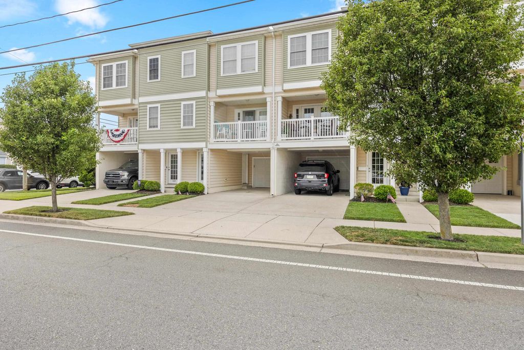 Photo of 2118 Surf Avenue #2118, North Wildwood, NJ 08260 (MLS # 261906)