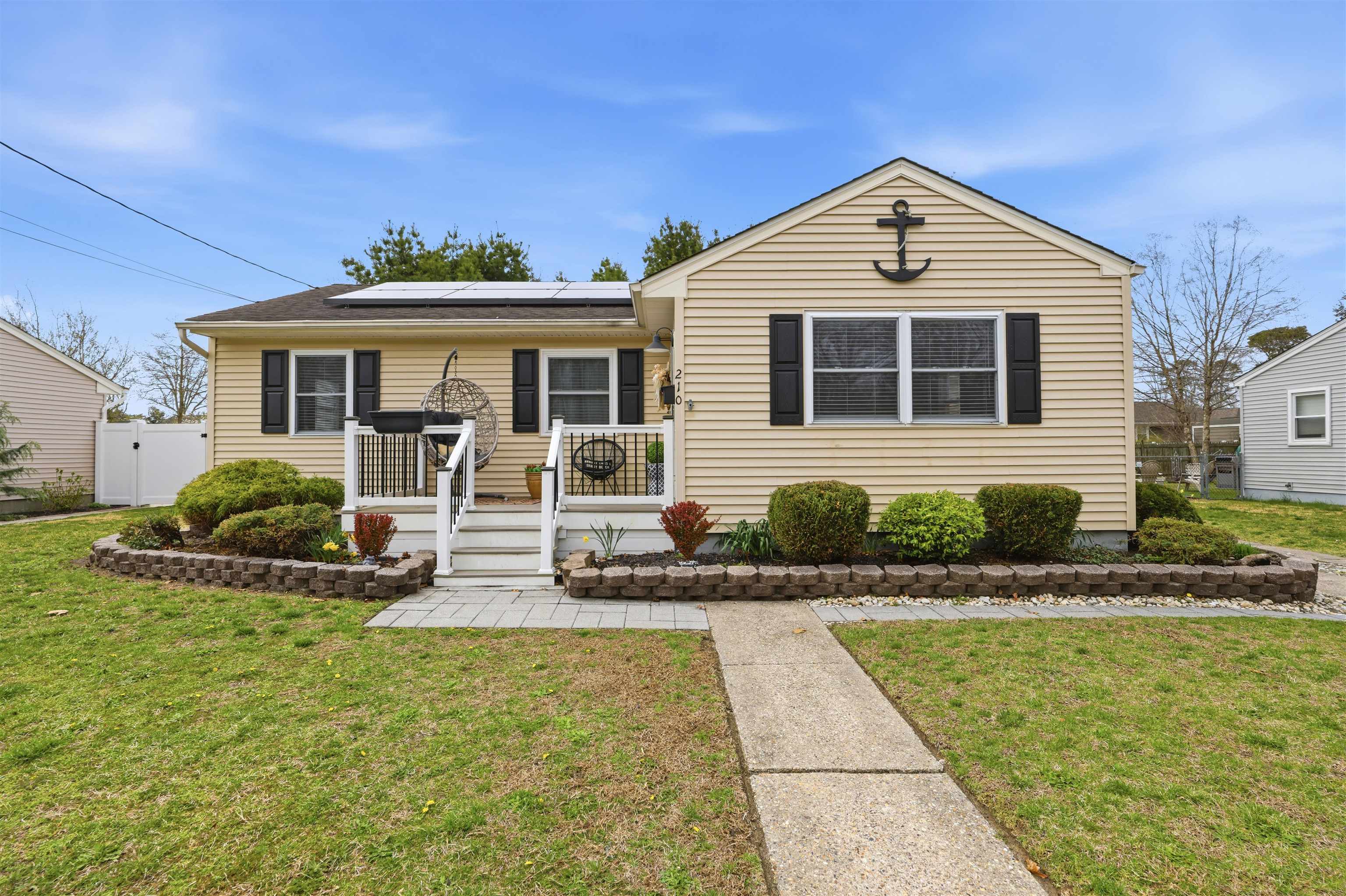 210 Ridgewood Drive