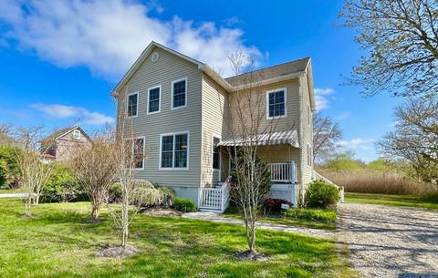 637 4th Avenue, West Cape May, NJ 08204 - MLS#: 241244