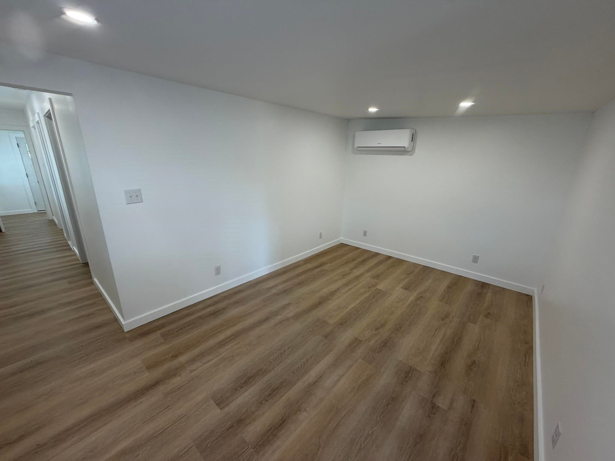 100 E Atlantic Avenue