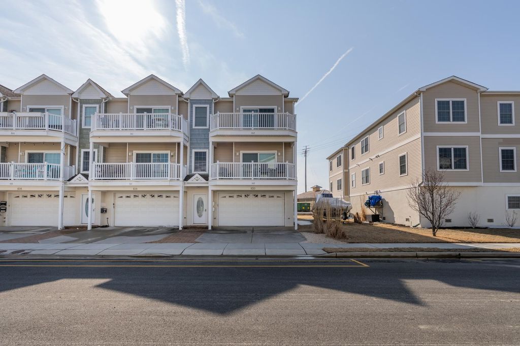 Photo of 620 Burk Avenue #102, Wildwood, NJ 08260 (MLS # 260338)