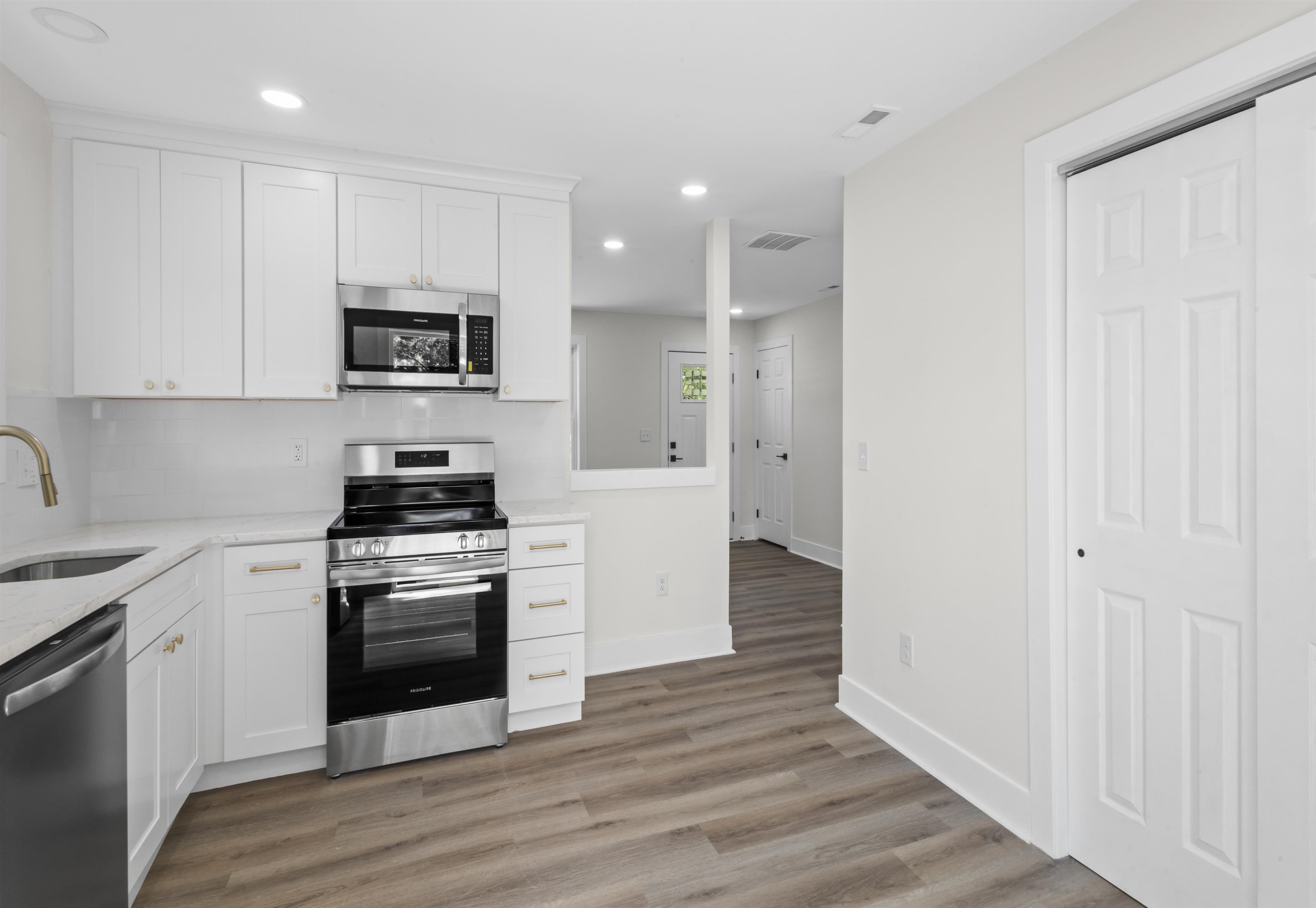 101 Roosevelt Boulevard, Del Haven, New Jersey image 9