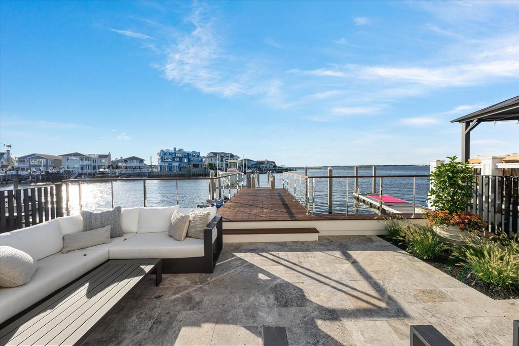 Photo of 233 W 17th Street, Ocean City, NJ 08270 (MLS # 261098)