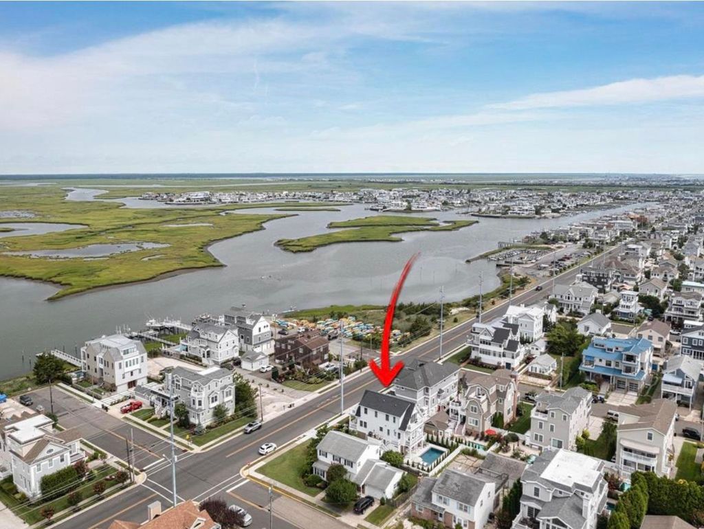 Photo of 5765 Ocean Drive, Avalon, NJ 08202 (MLS # 251636)