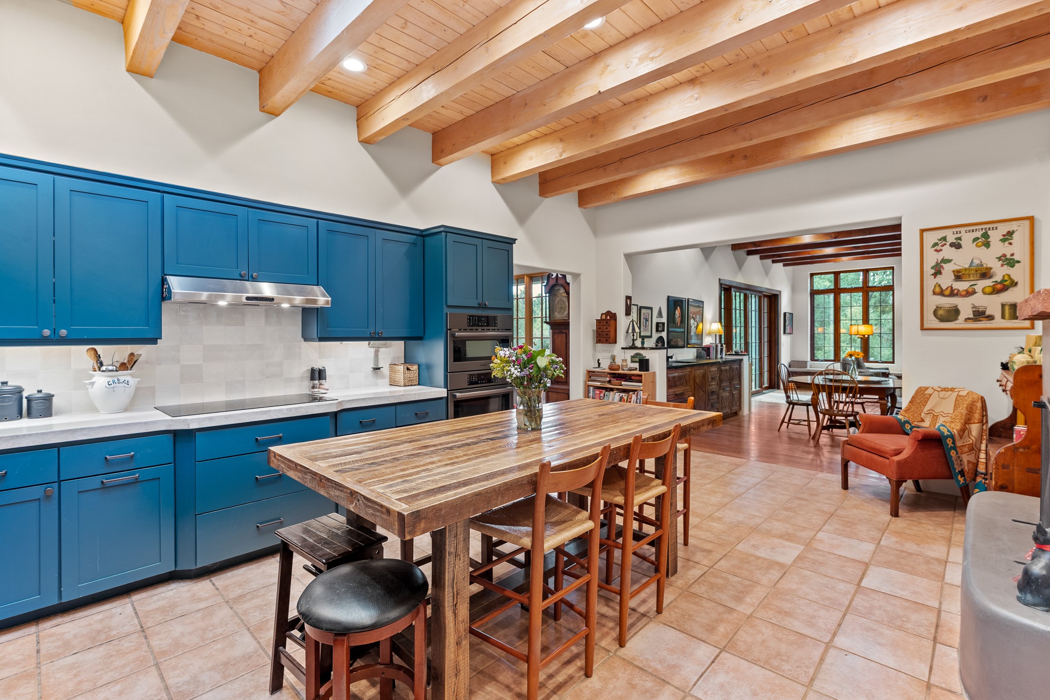 Santa Fe, New Mexico 87501, United States, 5 Bedrooms Bedrooms, ,5 BathroomsBathrooms,Residential,Active,217544