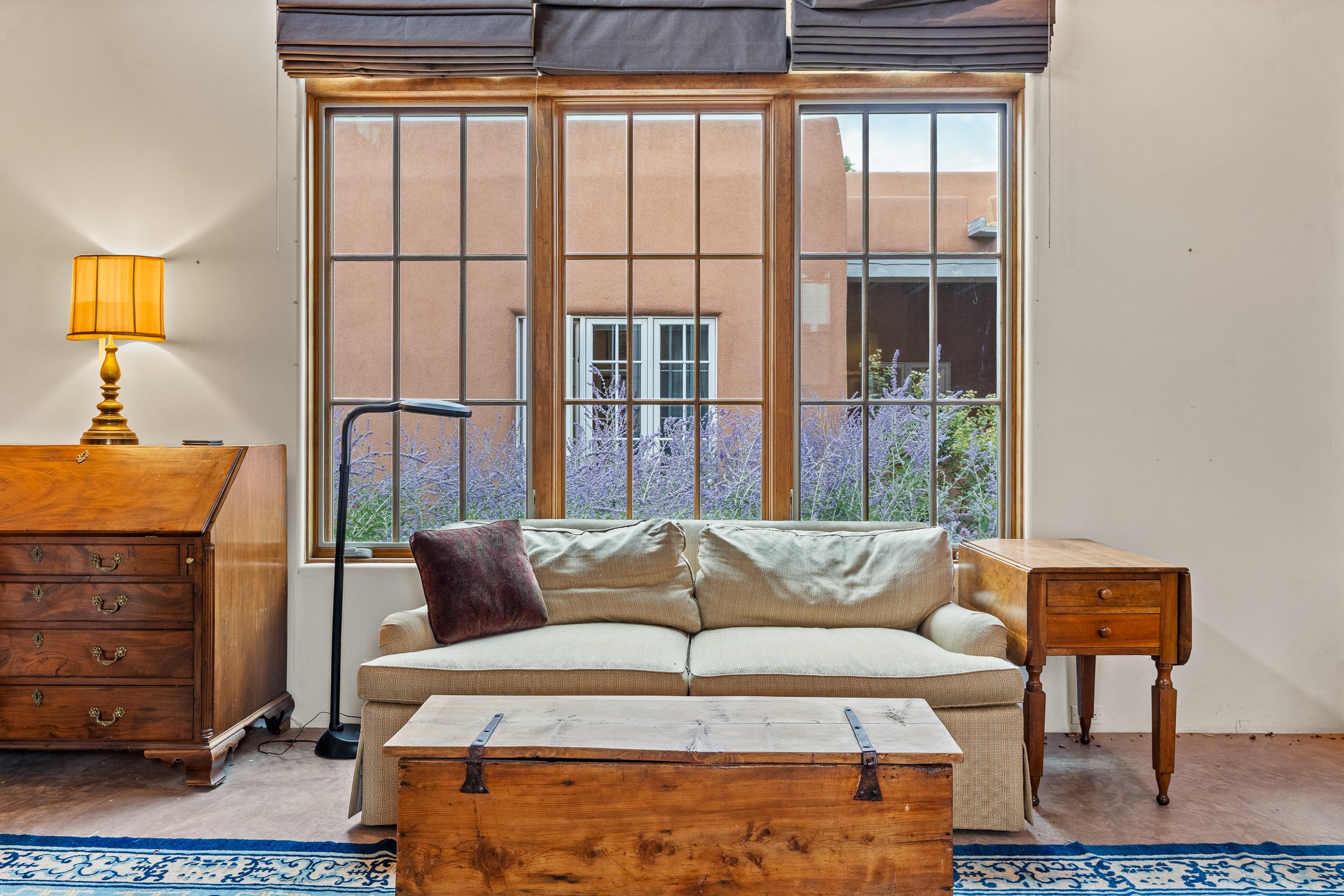 Santa Fe, New Mexico 87501, United States, 5 Bedrooms Bedrooms, ,5 BathroomsBathrooms,Residential,Active,217544