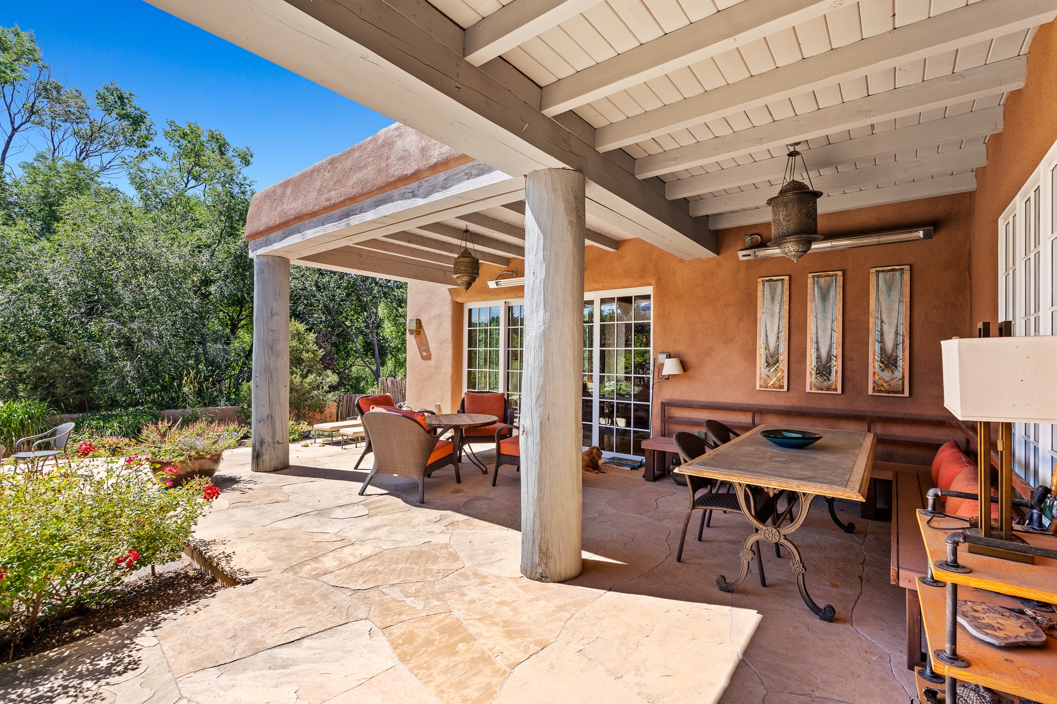 Santa Fe, New Mexico 87501, United States, 5 Bedrooms Bedrooms, ,5 BathroomsBathrooms,Residential,Active,217544