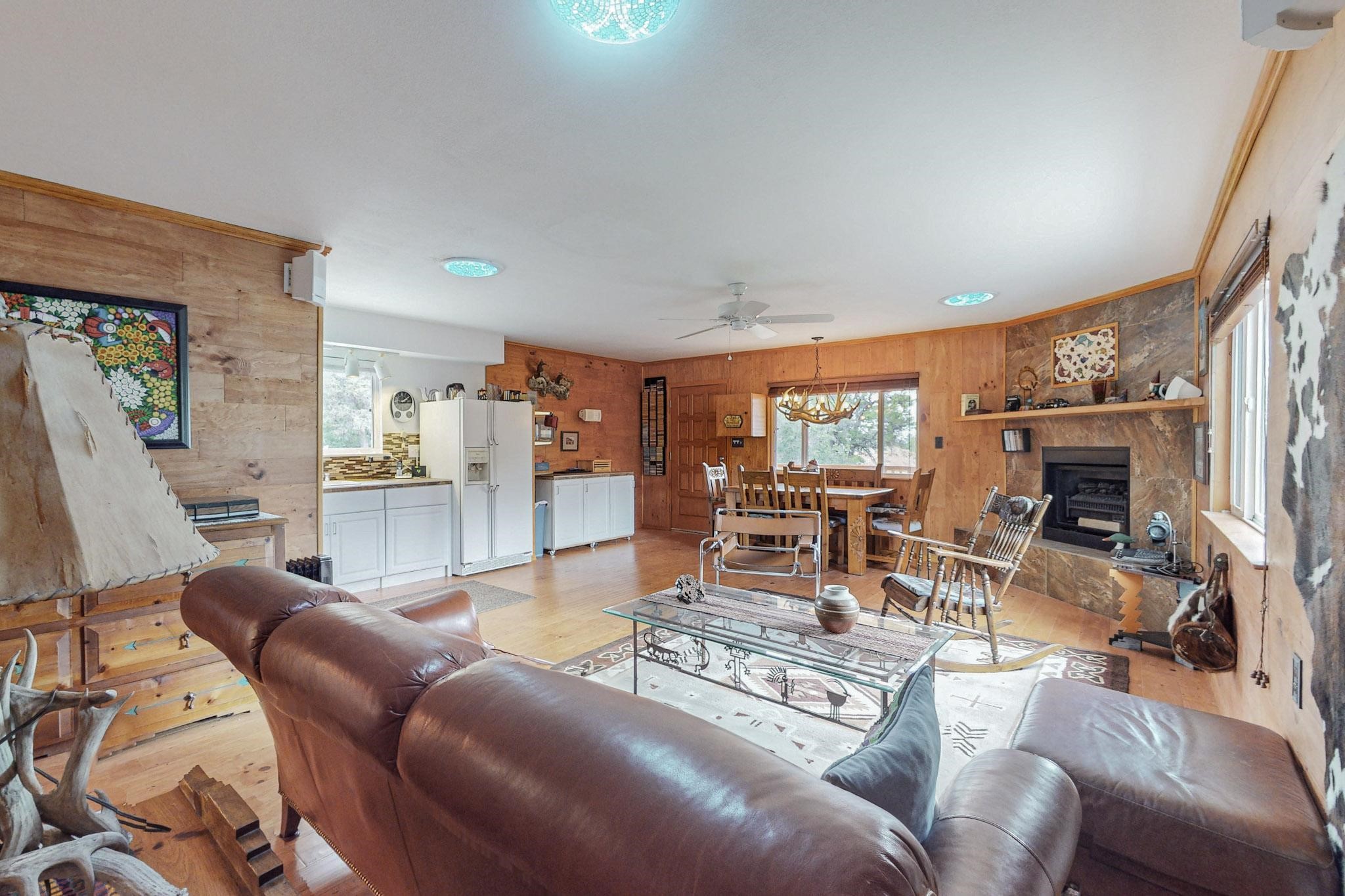 61 Rincon Road, Regina, New Mexico image 16