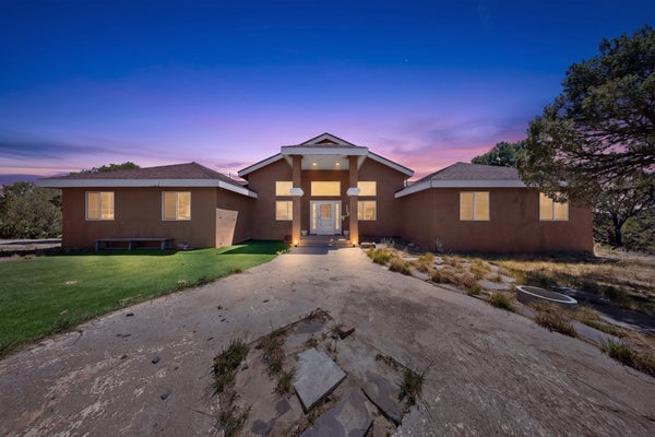 24 CALLE DE LEON, LAS VEGAS, NM 87701 - Image 01462b85b211ded2ecdd14feeca8d0ae/2287291261