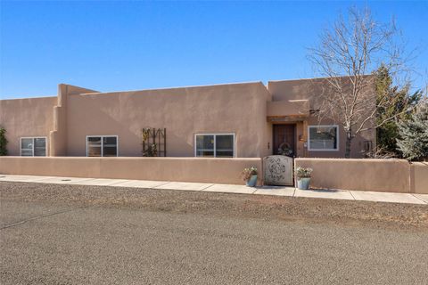 Tiny photo for 3 Silver Buckle, Santa Fe, NM 87508 (MLS # 202600206)