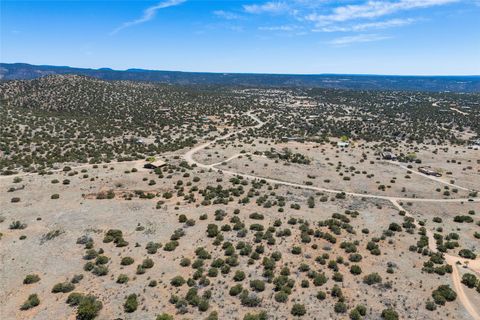 Tiny photo for 180 Vaquero Road, Santa Fe, NM 87508 (MLS # 202502091)