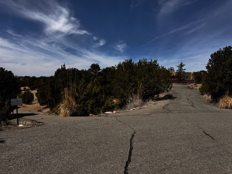 Tiny photo for 7 Azulejo Court West, Santa Fe, NM 87508 (MLS # 202601709)