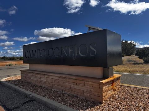 Tiny photo for 7 Azulejo Court West, Santa Fe, NM 87508 (MLS # 202601709)