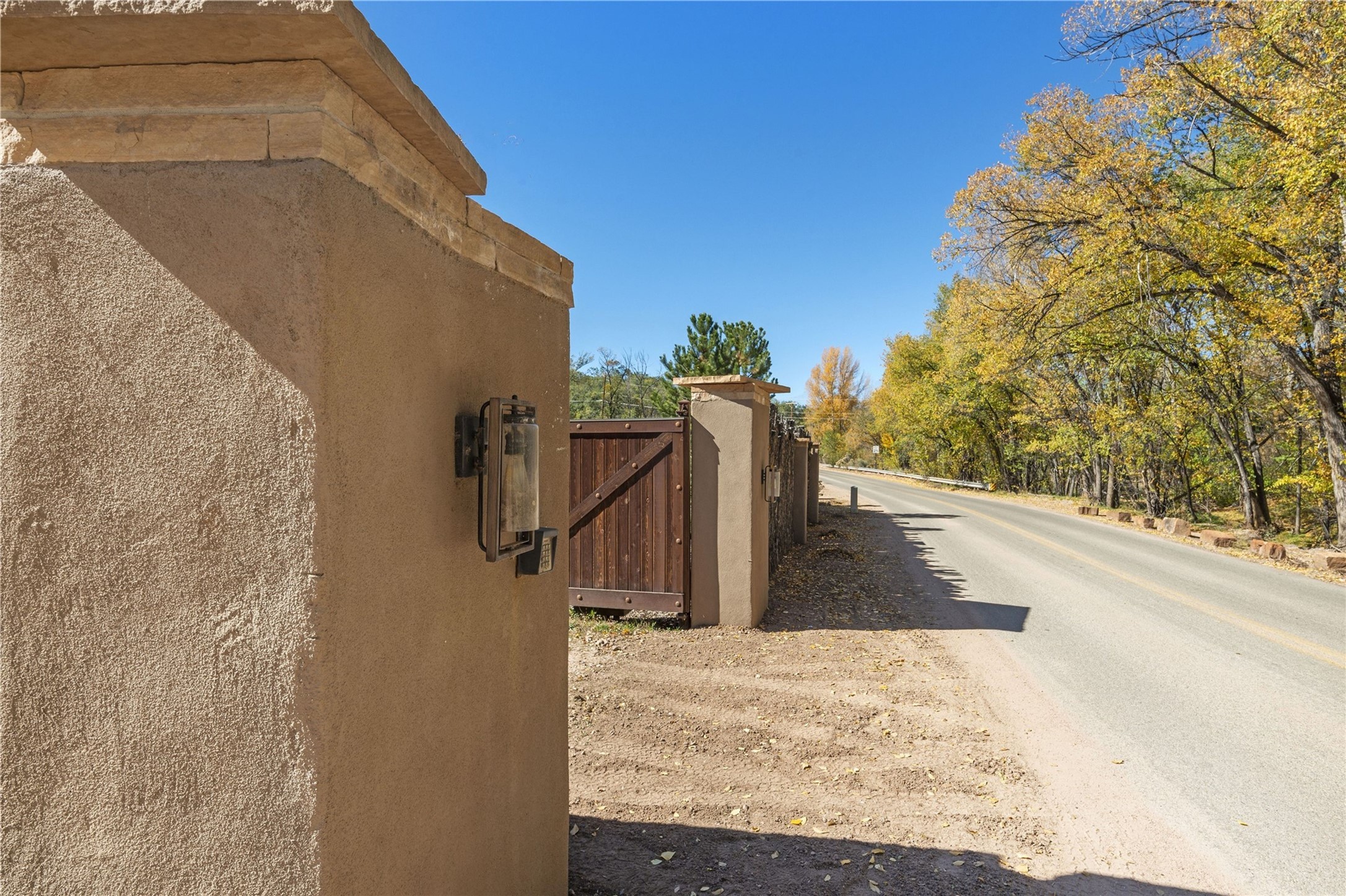 1414 Bishops Lodge Road, Santa Fe, New Mexico image 6