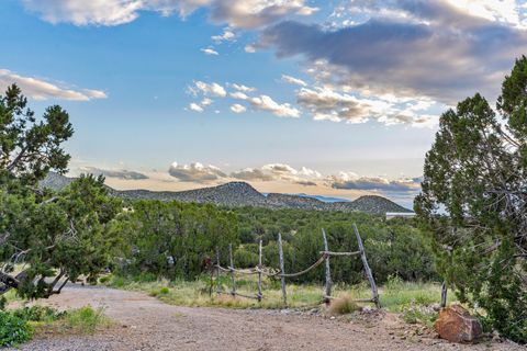 Tiny photo for 35 Grateful Way, Madrid, NM 87010 (MLS # 202502239)