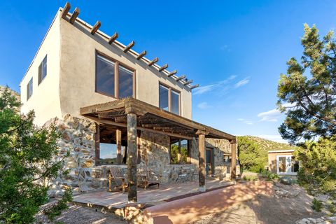 Tiny photo for 35 Grateful Way, Madrid, NM 87010 (MLS # 202502239)