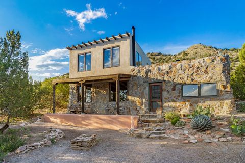 Tiny photo for 35 Grateful Way, Madrid, NM 87010 (MLS # 202502239)