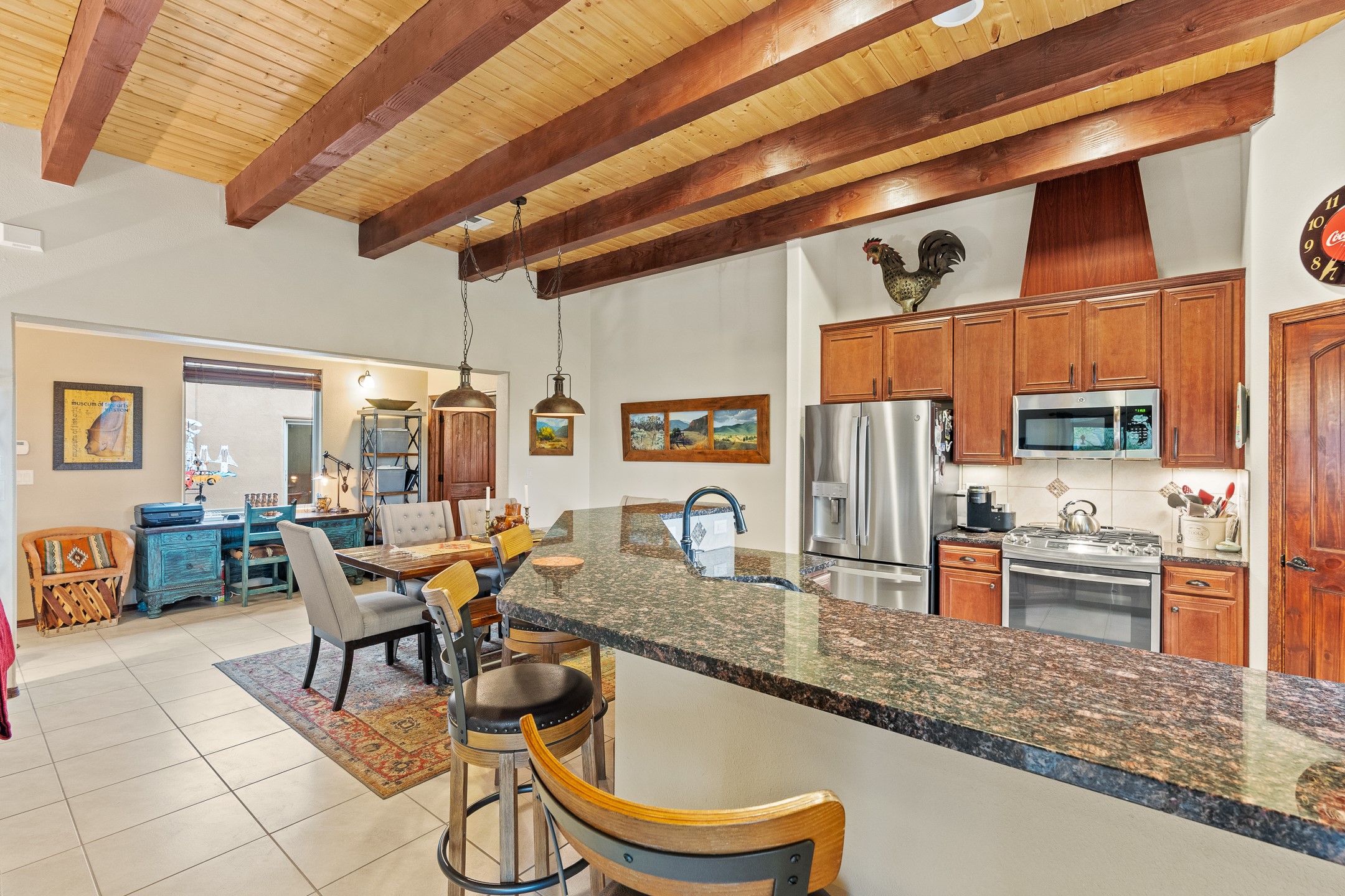 Santa Fe, New Mexico 87508, United States, 3 Bedrooms Bedrooms, ,3 BathroomsBathrooms,Residential,Pending,124692