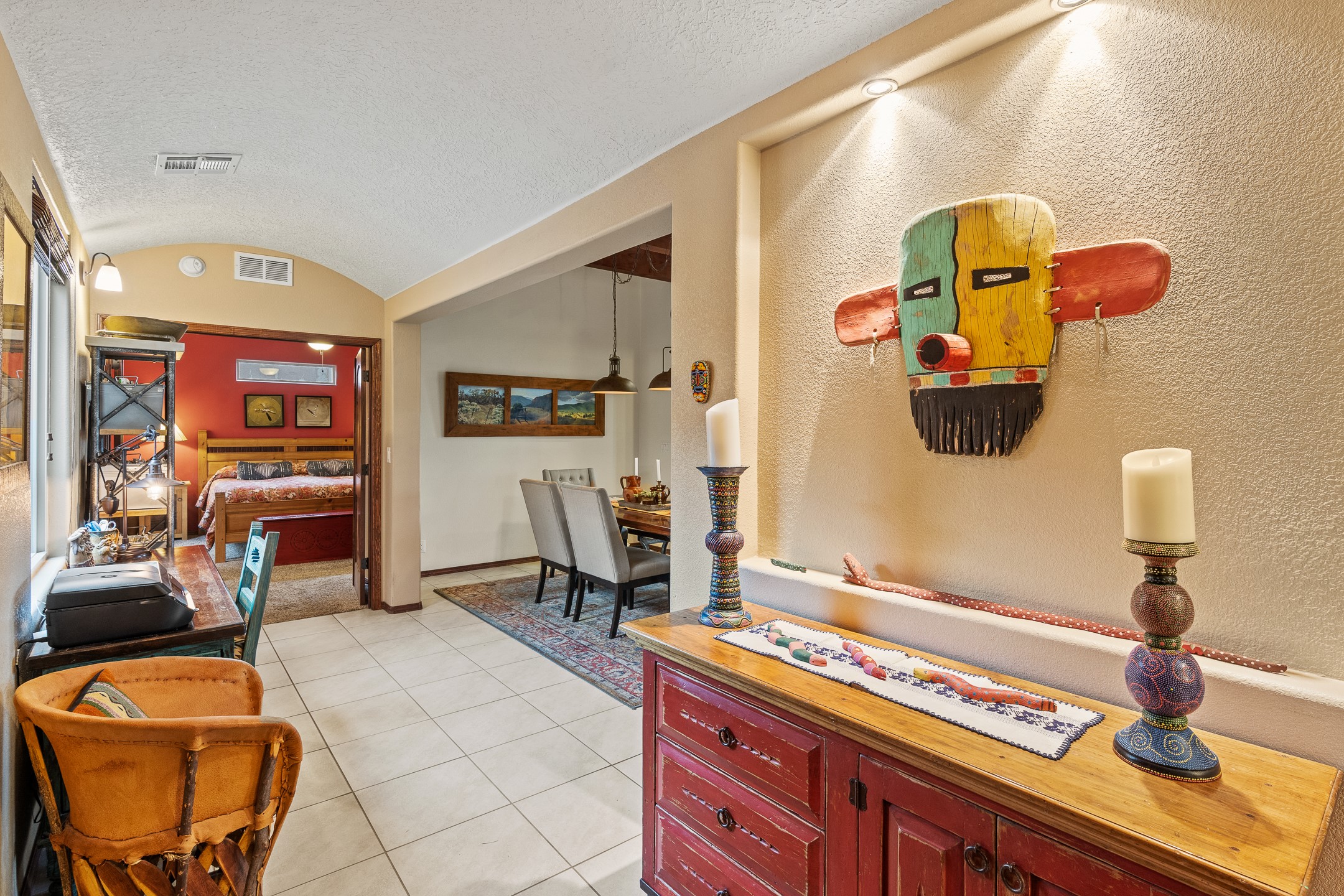 Santa Fe, New Mexico 87508, United States, 3 Bedrooms Bedrooms, ,3 BathroomsBathrooms,Residential,Pending,124692