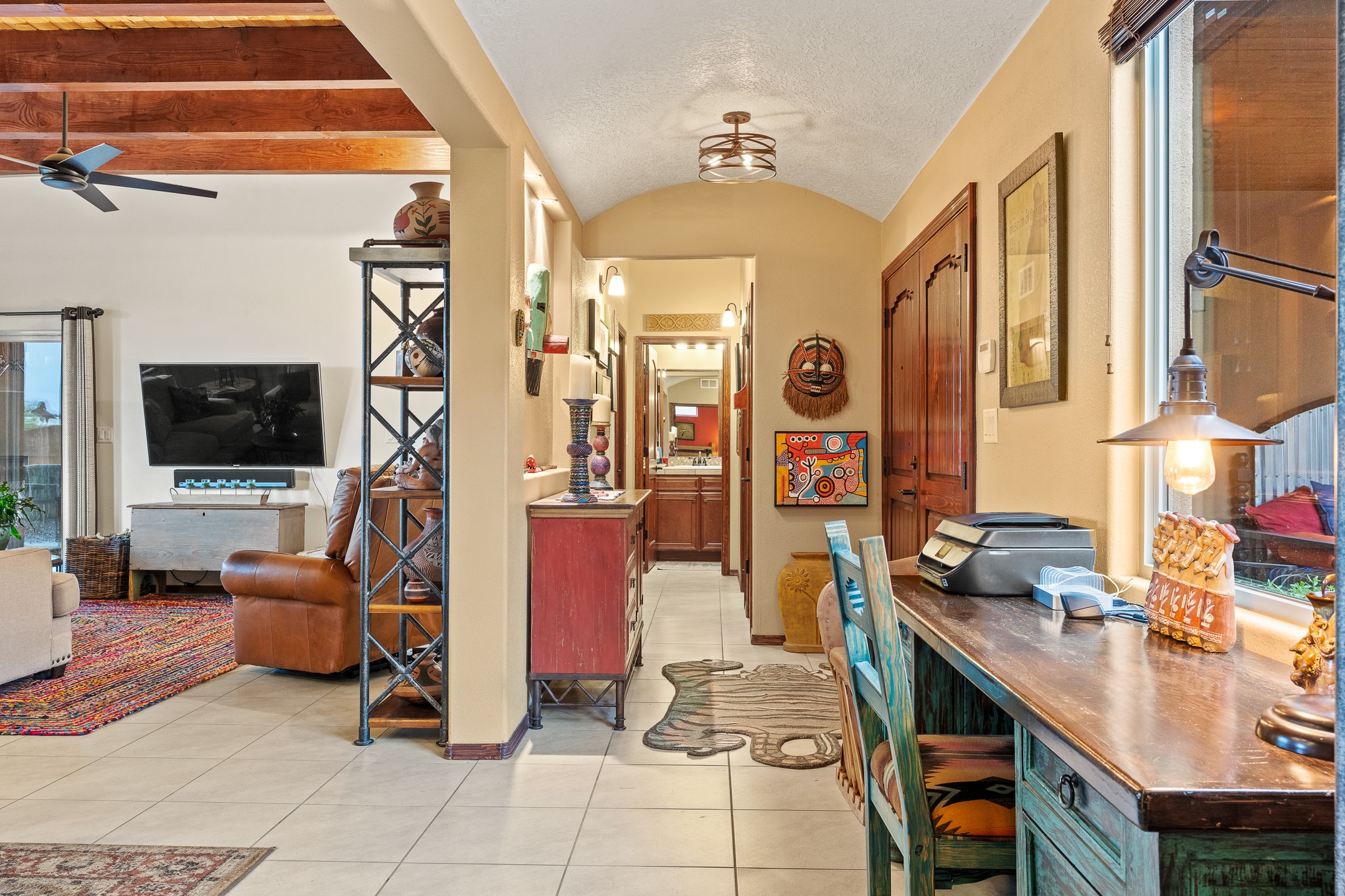 Santa Fe, New Mexico 87508, United States, 3 Bedrooms Bedrooms, ,3 BathroomsBathrooms,Residential,Pending,124692