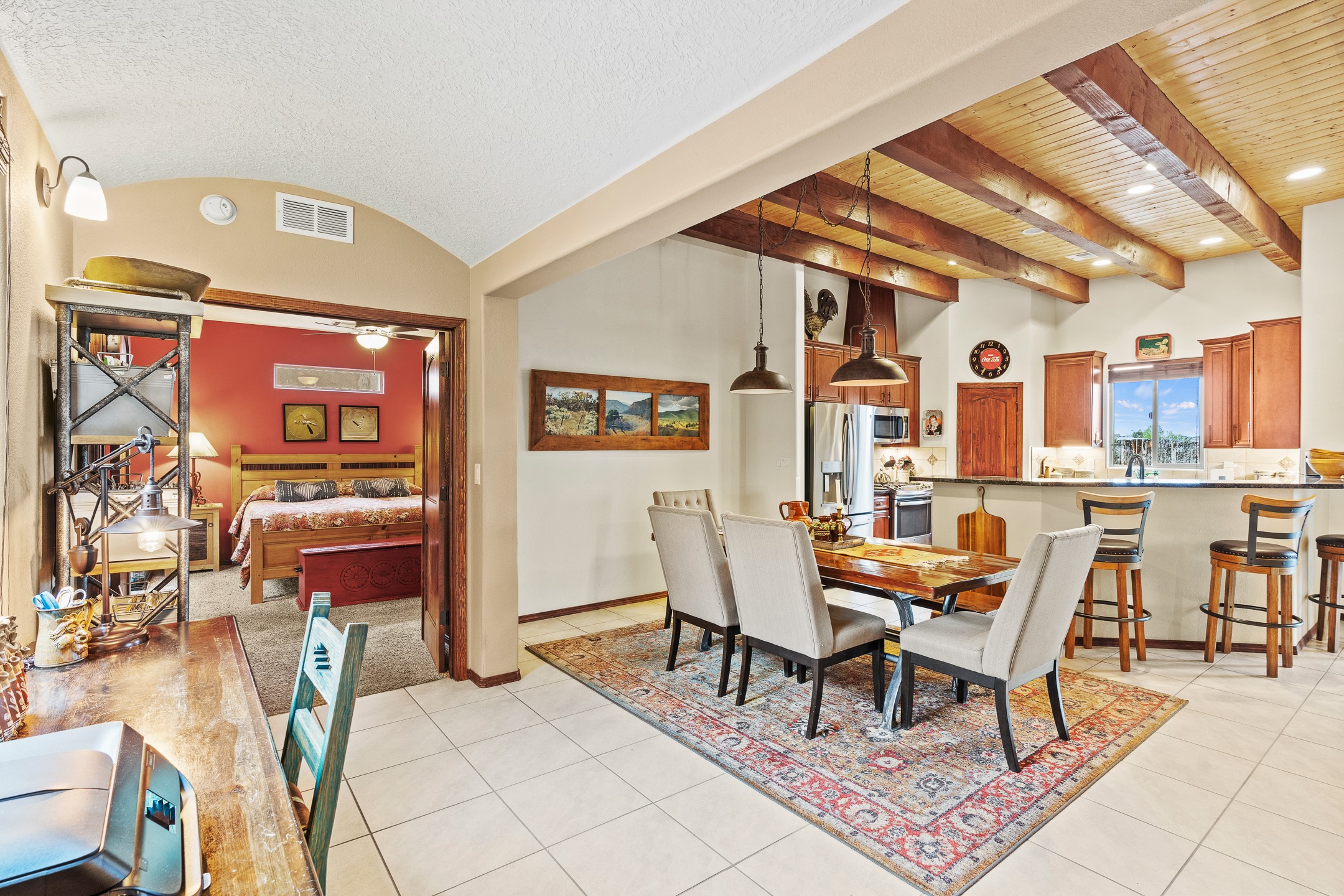 Santa Fe, New Mexico 87508, United States, 3 Bedrooms Bedrooms, ,3 BathroomsBathrooms,Residential,Pending,124692