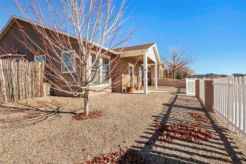 Tiny photo for 43 Craftsman Road Rd, Santa Fe, NM 87508 (MLS # 202504448)