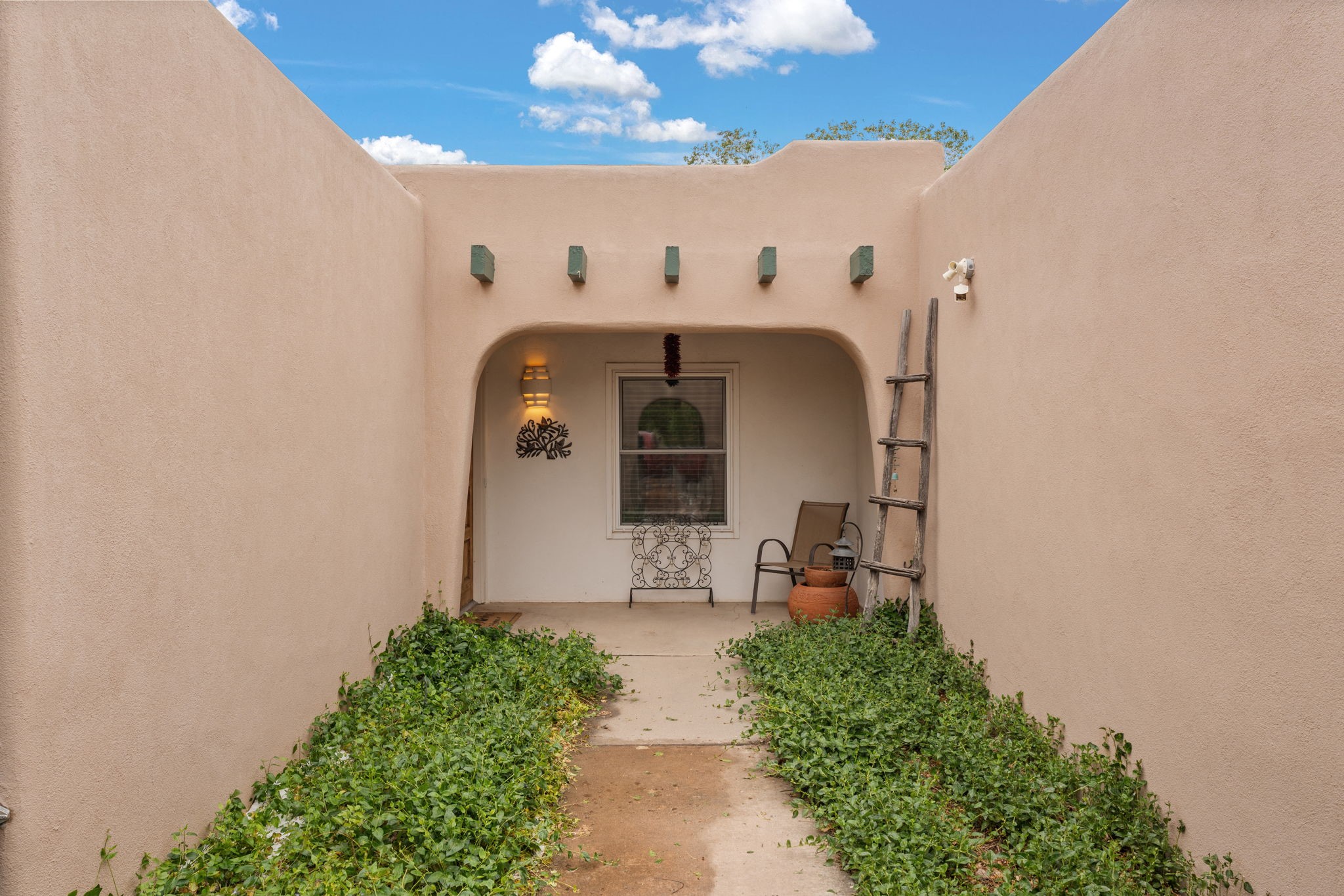 2906 Camino Esquinas, Santa Fe, New Mexico image 4