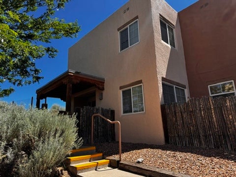 Condo For Rent - 2210 Miguel Chavez #518<br/> Santa Fe, NM 87505
