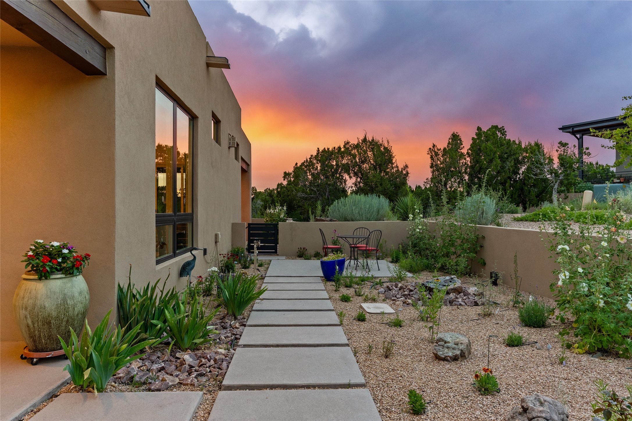 Santa Fe, New Mexico 87506, United States, 3 Bedrooms Bedrooms, ,2 BathroomsBathrooms,Residential,Active,158951