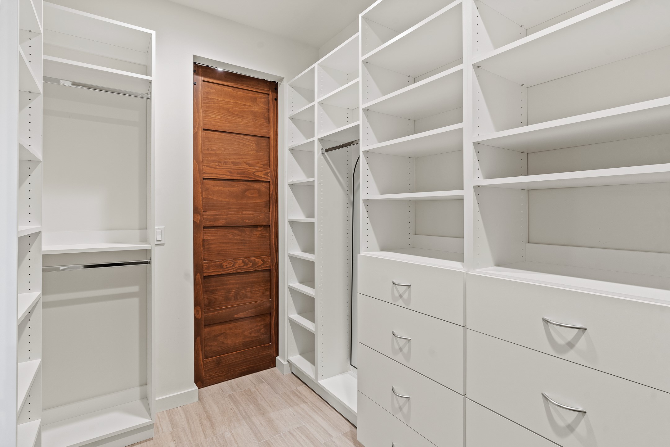 Santa Fe, New Mexico 87506, United States, 3 Bedrooms Bedrooms, ,2 BathroomsBathrooms,Residential,Active,158951