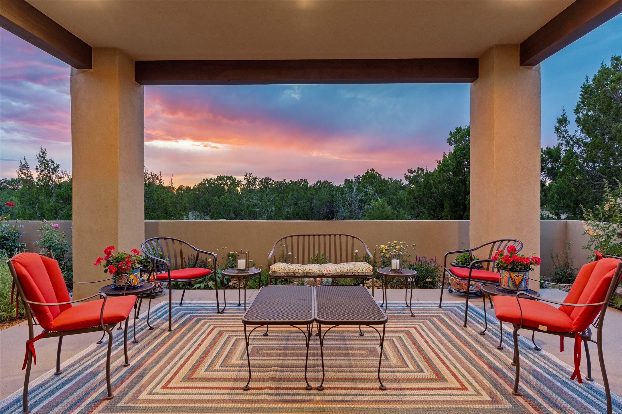 Santa Fe, New Mexico 87506, United States, 3 Bedrooms Bedrooms, ,2 BathroomsBathrooms,Residential,Active,158951