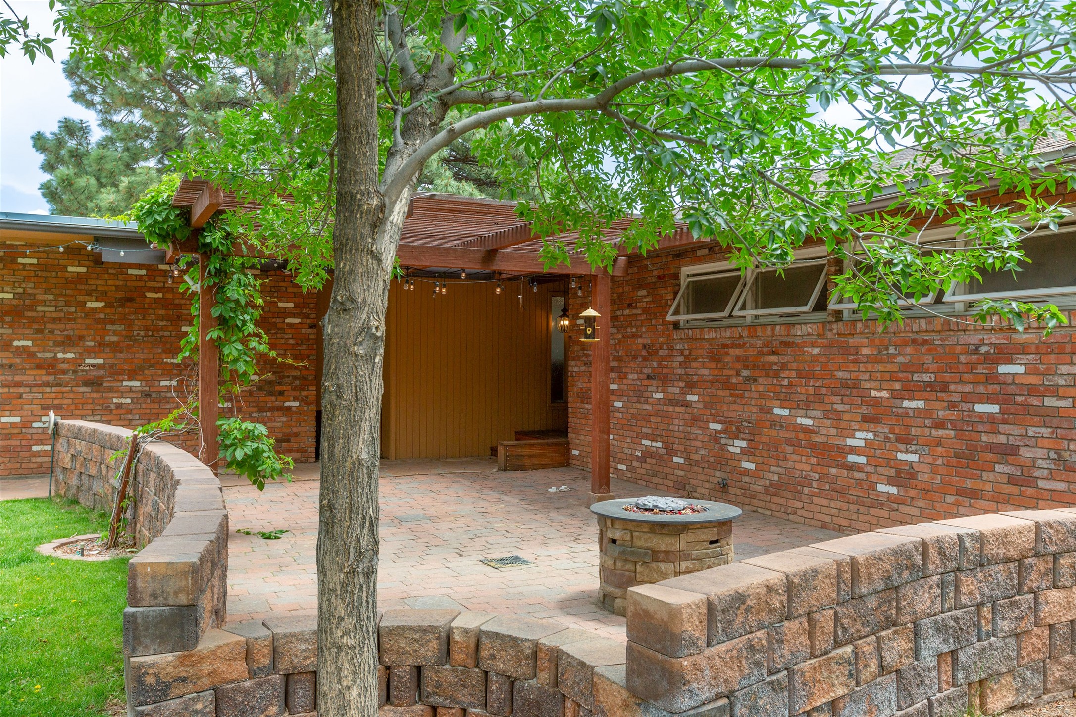 215 San Juan St St, Los Alamos, New Mexico image 3