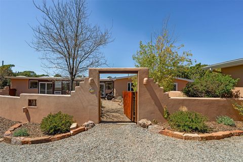 Tiny photo for 4 Camino Cielo Azul, Santa Fe, NM 87508 (MLS # 202601836)