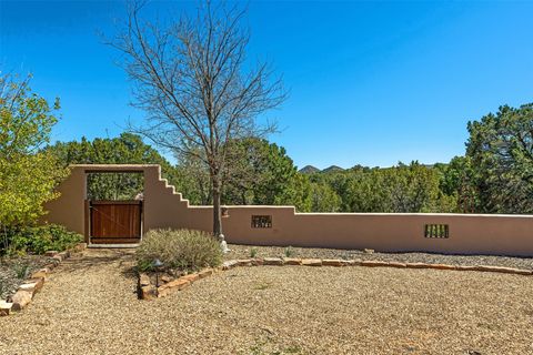 Tiny photo for 4 Camino Cielo Azul, Santa Fe, NM 87508 (MLS # 202601836)