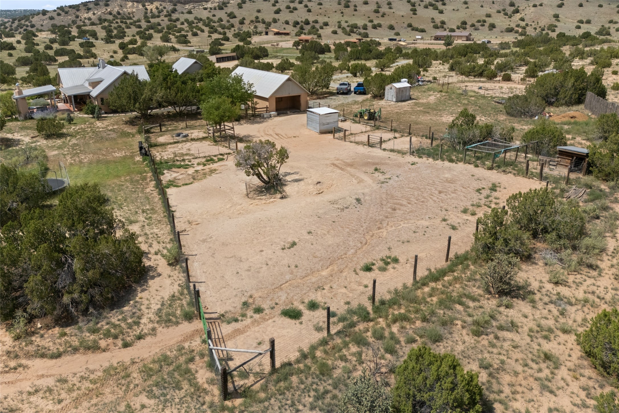 794 Camino Los Abuelos, Galisteo, New Mexico image 44