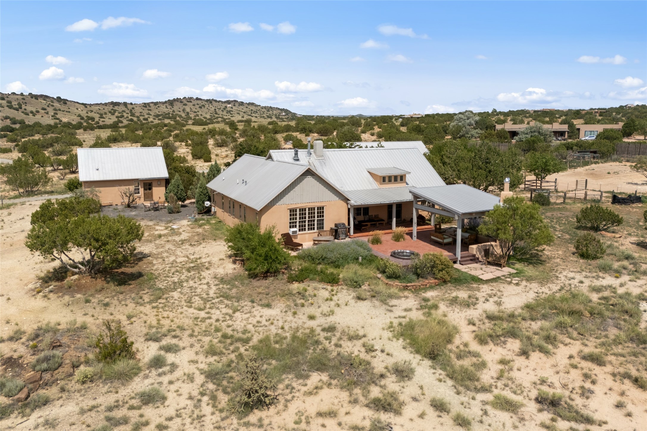 794 Camino Los Abuelos, Galisteo, New Mexico image 45