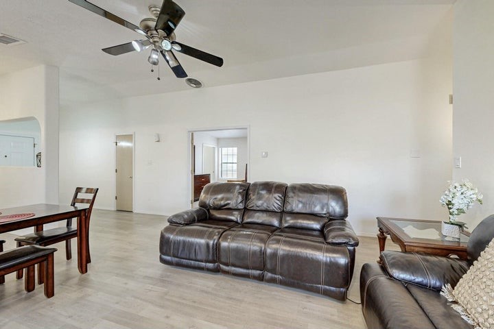 1128 Pandora Drive Sw Dr, Los Lunas, New Mexico image 8