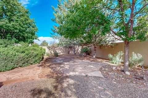 Tiny photo for 138 E Chili Line Rd, Santa Fe, NM 87508 (MLS # 202600734)