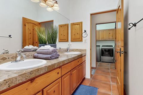 Tiny photo for 138 E Chili Line Rd, Santa Fe, NM 87508 (MLS # 202600734)