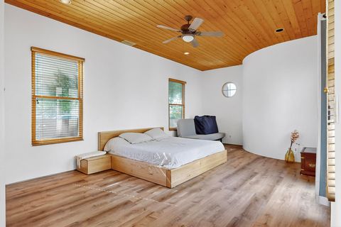 Tiny photo for 138 E Chili Line Rd, Santa Fe, NM 87508 (MLS # 202600734)