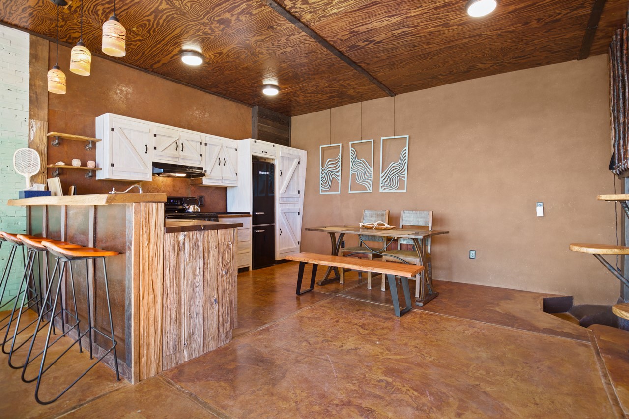 15 North Lemuria Rd, Tres Piedras, New Mexico image 6