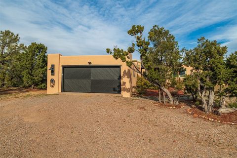 Tiny photo for 10 Camino Oriente, Santa Fe, NM 87508 (MLS # 202601757)