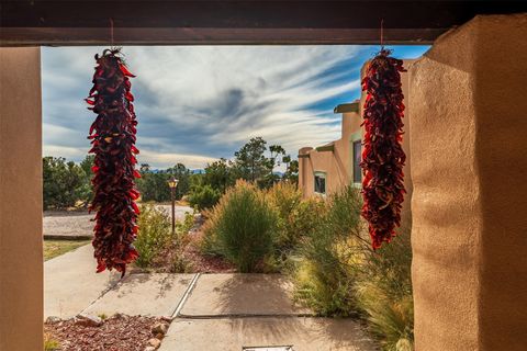 Photo of 10 Camino Oriente, Santa Fe, NM 87508 (MLS # 202601757)