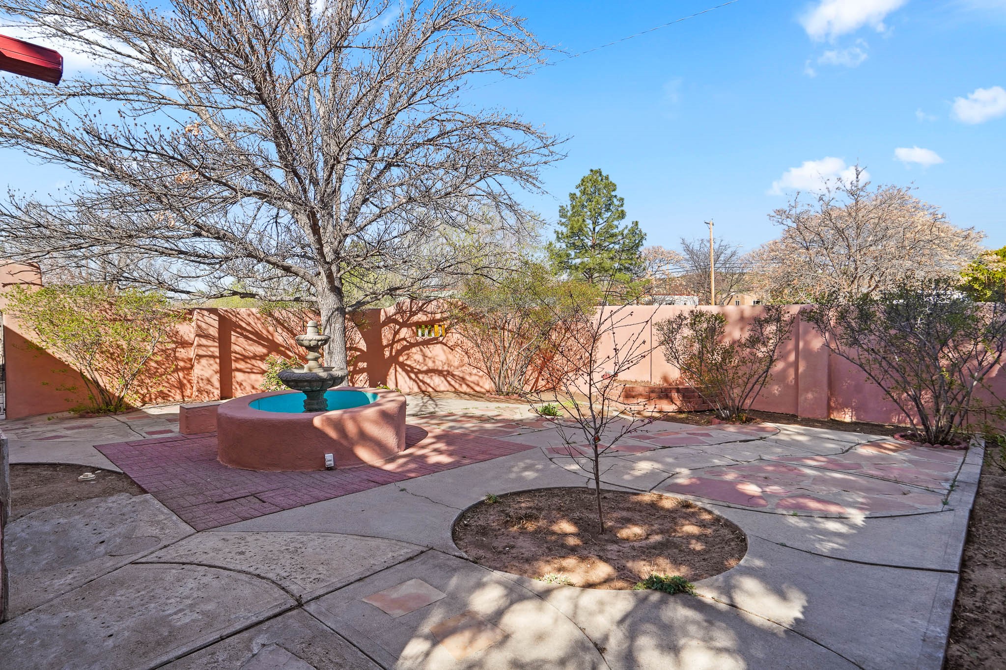 914 Rio Vista Street, Santa Fe, New Mexico image 4