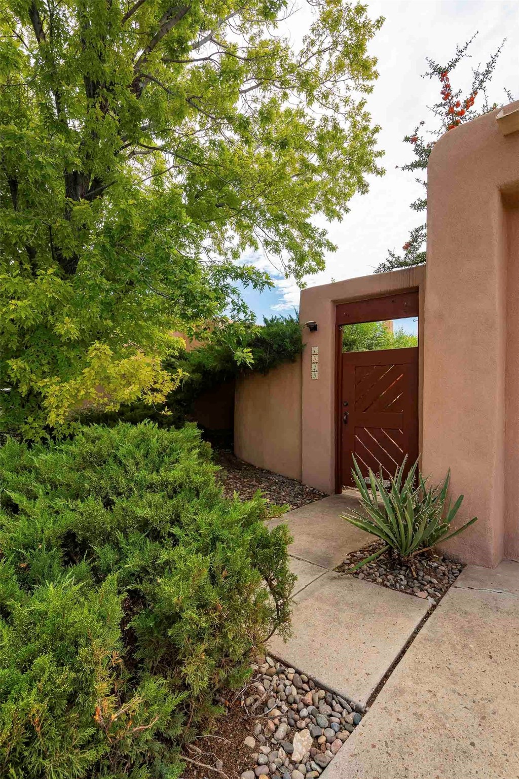 1923 Calle Miquela, Santa Fe, New Mexico image 30