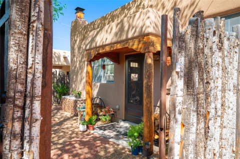 Homes For Sale - 947 Lopez St #2<br/> Santa Fe, NM 87501