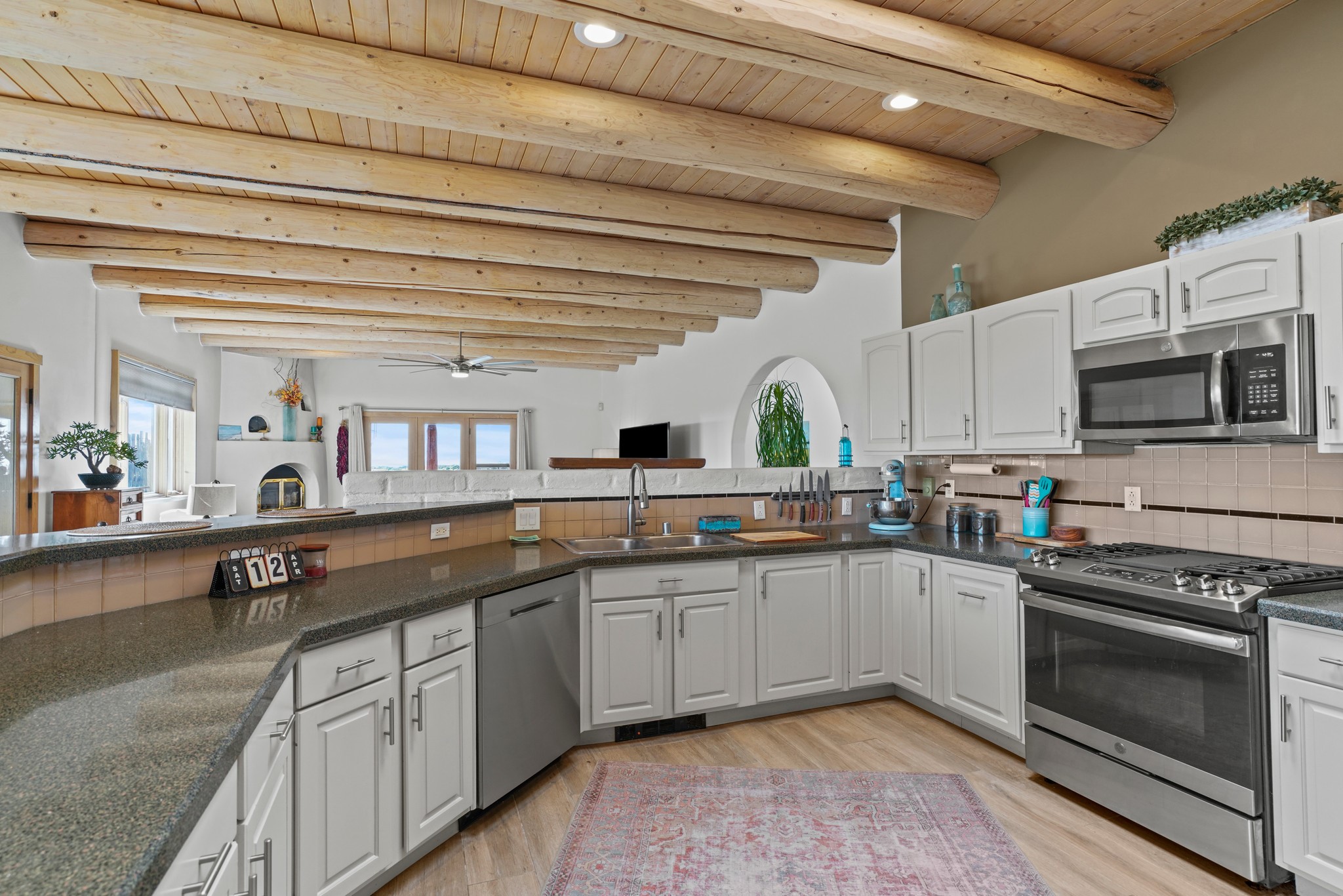 5 Puerto Road, Santa Fe, New Mexico image 1