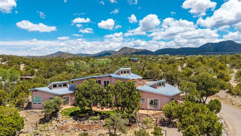 Homes For Sale - 22 Sunlit Drive<br/> Santa Fe, NM 87508