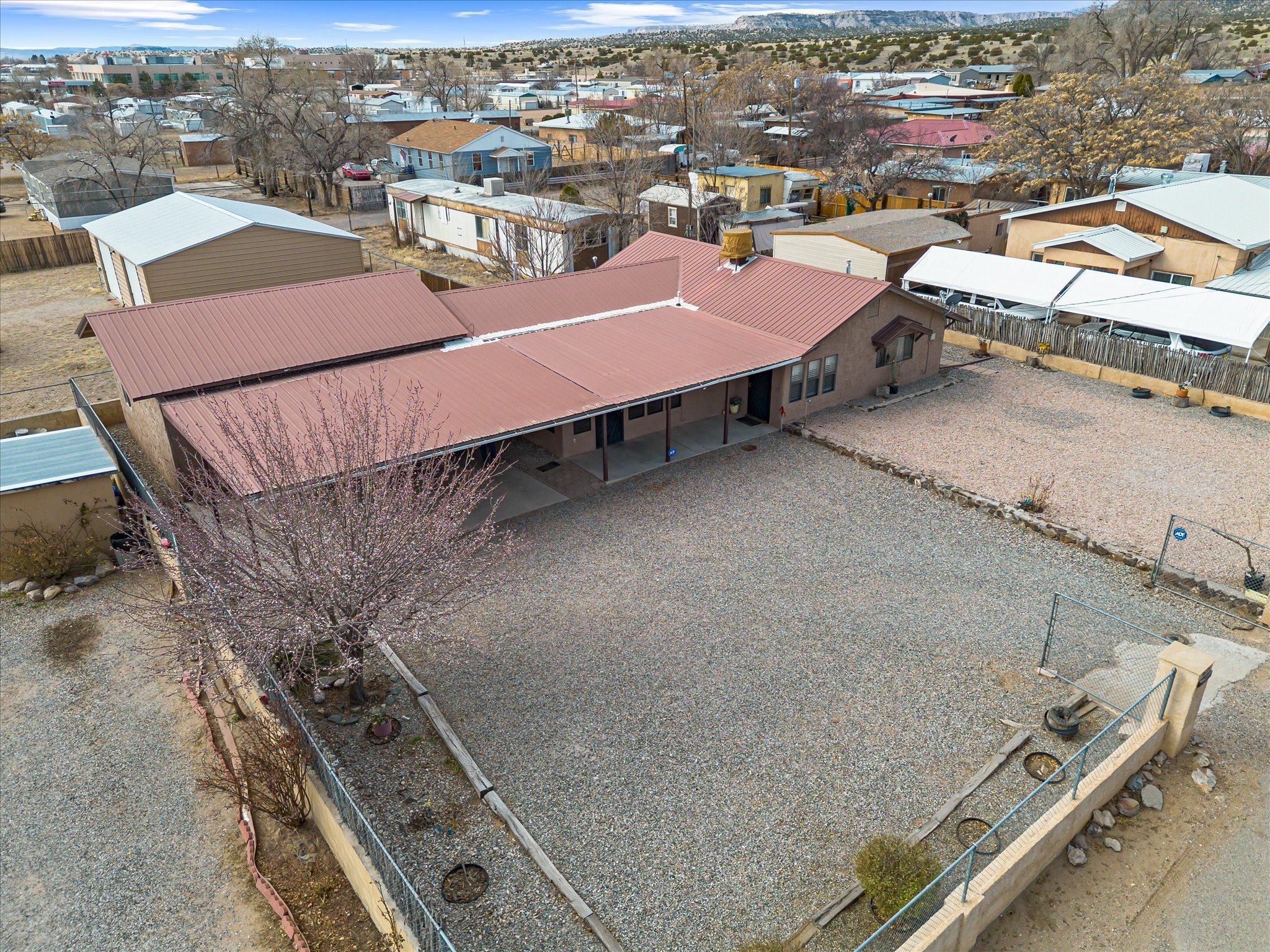 902 & 900 Calle Loma, Espanola, New Mexico image 7