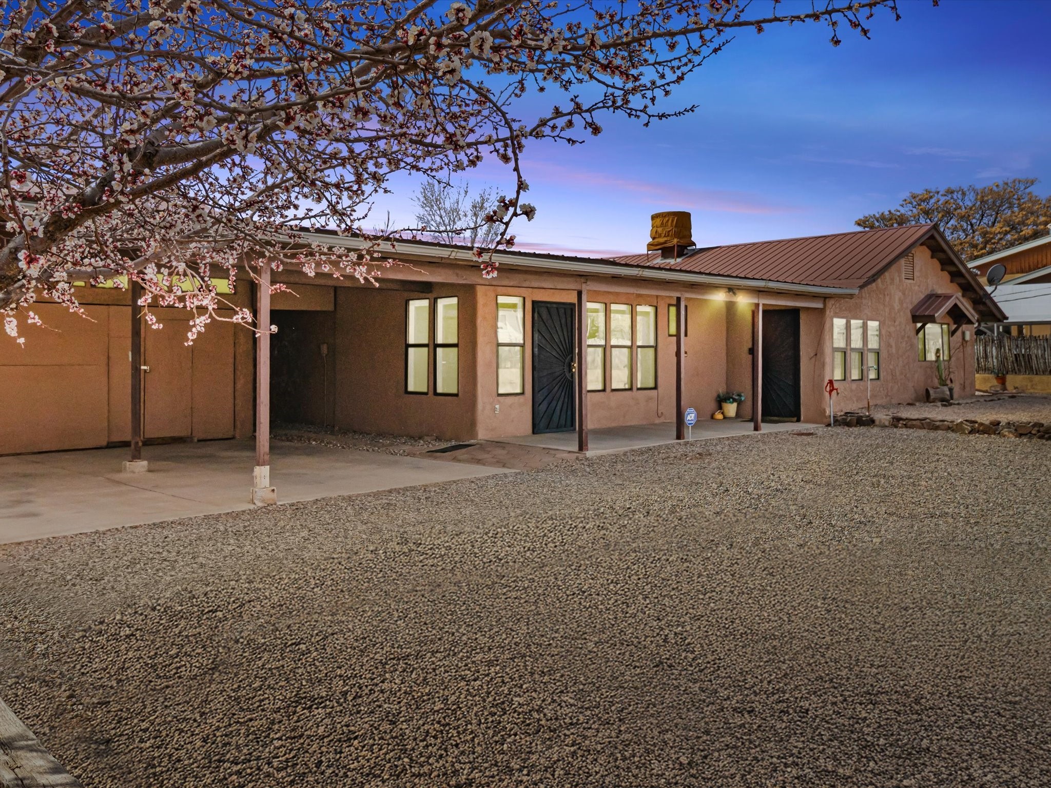 902 & 900 Calle Loma, Espanola, New Mexico image 1